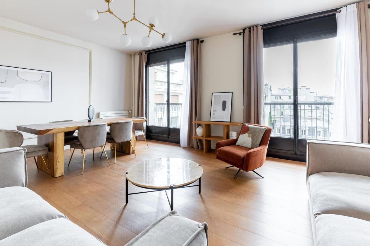 Hsh Luxury Montaigne Francois 1er Appartamento Parigi
